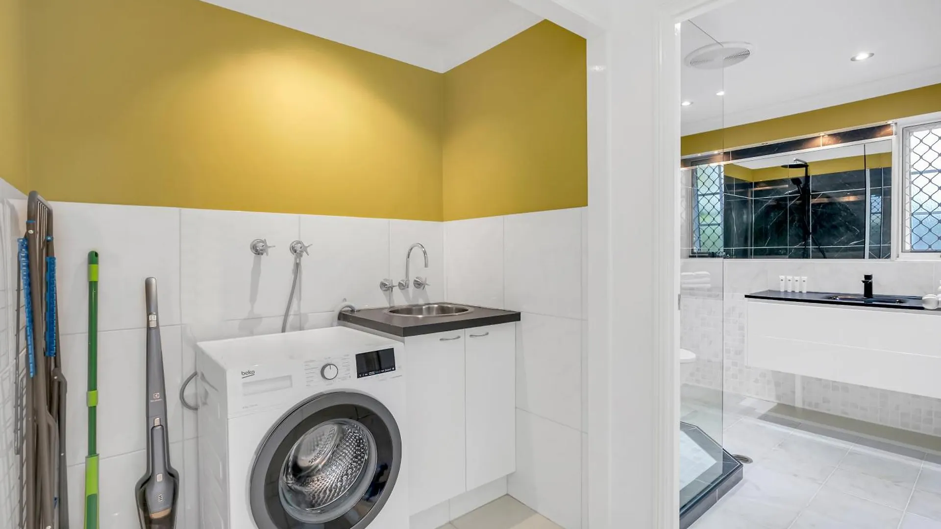 'Bayside Escape' A Short Stroll From The Esplanade Apartman Cairns