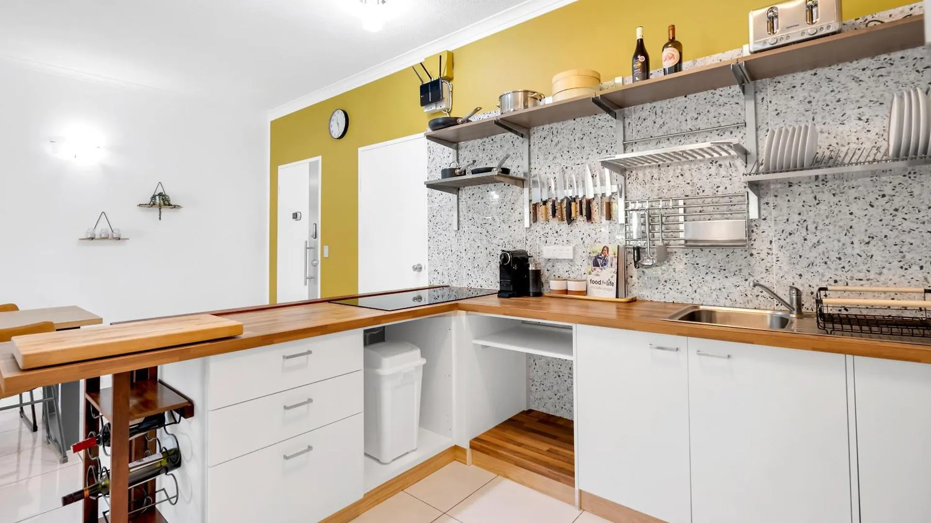 'Bayside Escape' A Short Stroll From The Esplanade Apartman Cairns